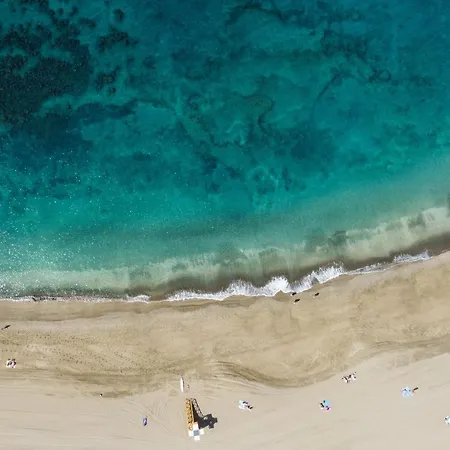 Home2book Charming Castle Harbour Cristianos * לוס כריסטיאנוס