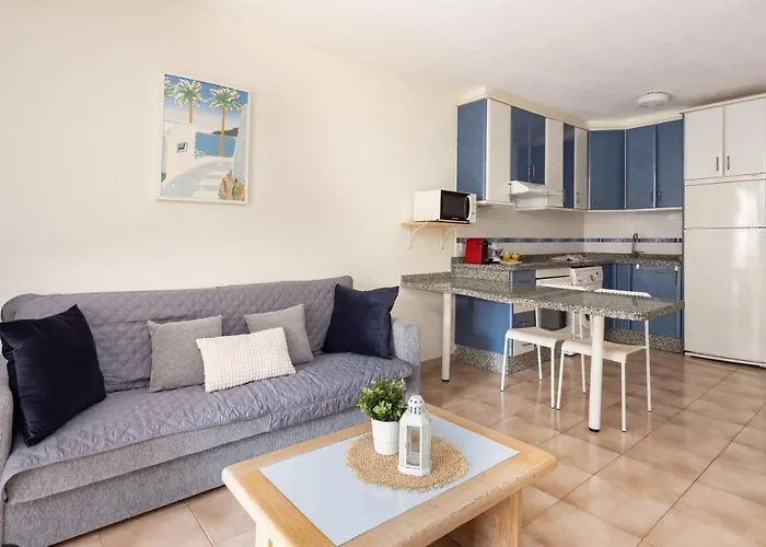 Home2book Charming Castle Harbour Cristianos Apartmán *