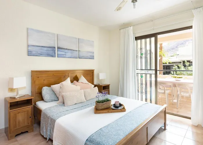 Home2book Charming Castle Harbour Cristianos Apartmán