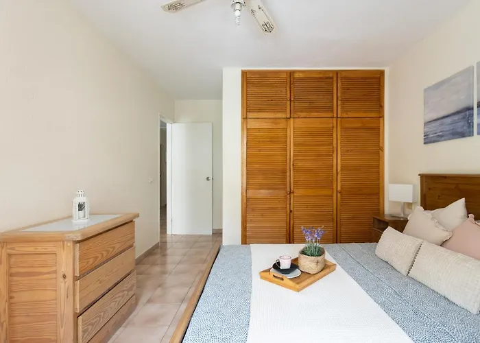 Home2book Charming Castle Harbour Cristianos * Los Cristianos (Tenerife)